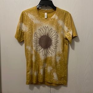 WOMENS SIZE S YELLOW TIE DYE SUNFLOWER TSHIRT
